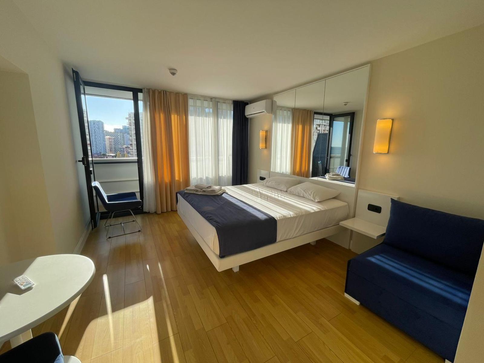 Orbi Aparthotel In บาทูมิ ภายนอก รูปภาพ