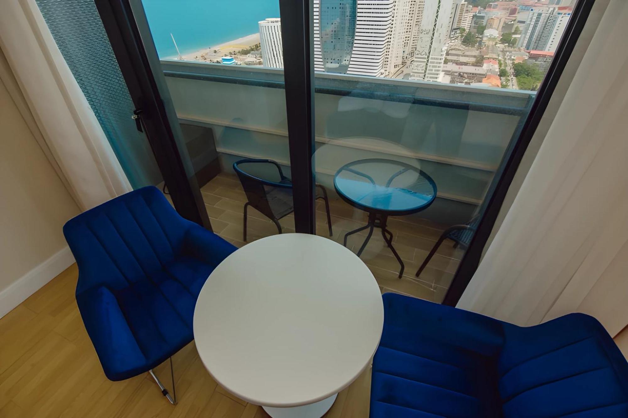 Orbi Aparthotel In บาทูมิ ภายนอก รูปภาพ